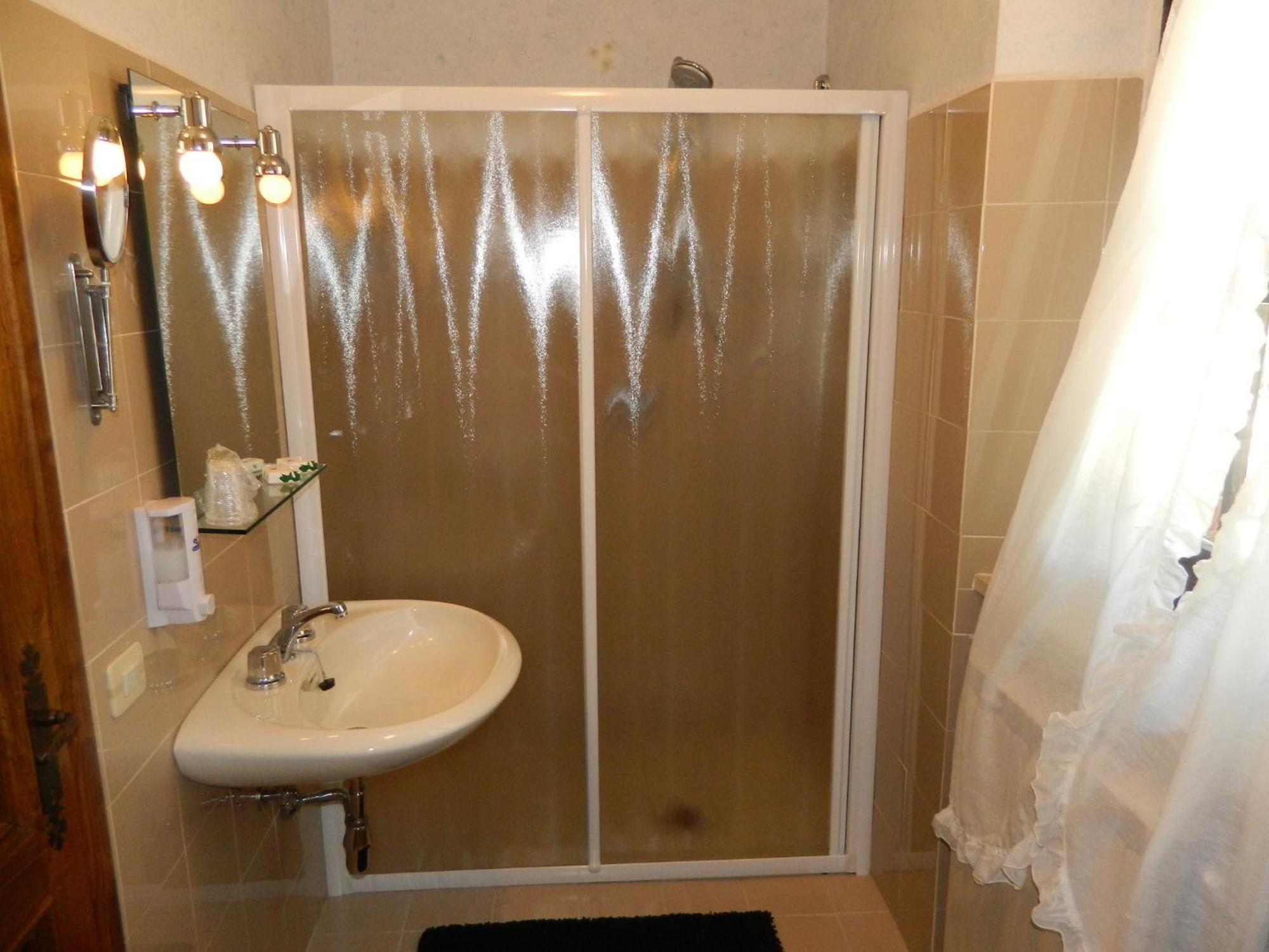 Le Gret Villa Subbiano Room photo